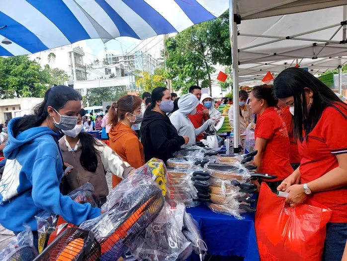 MTTQ TP Hồ Ch&iacute; Minh chi hơn 210 tỷ đồng chăm lo Tết B&iacute;nh Ngọ 2026 - Ảnh 2.