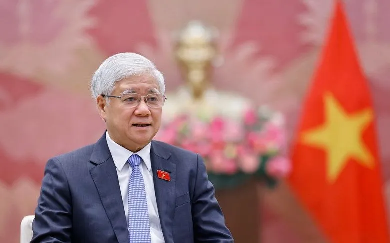 Phó Chủ tịch Thường trực Quốc hội Đỗ Văn Chiến trả lời phỏng vấn. (Ảnh: TTXVN)