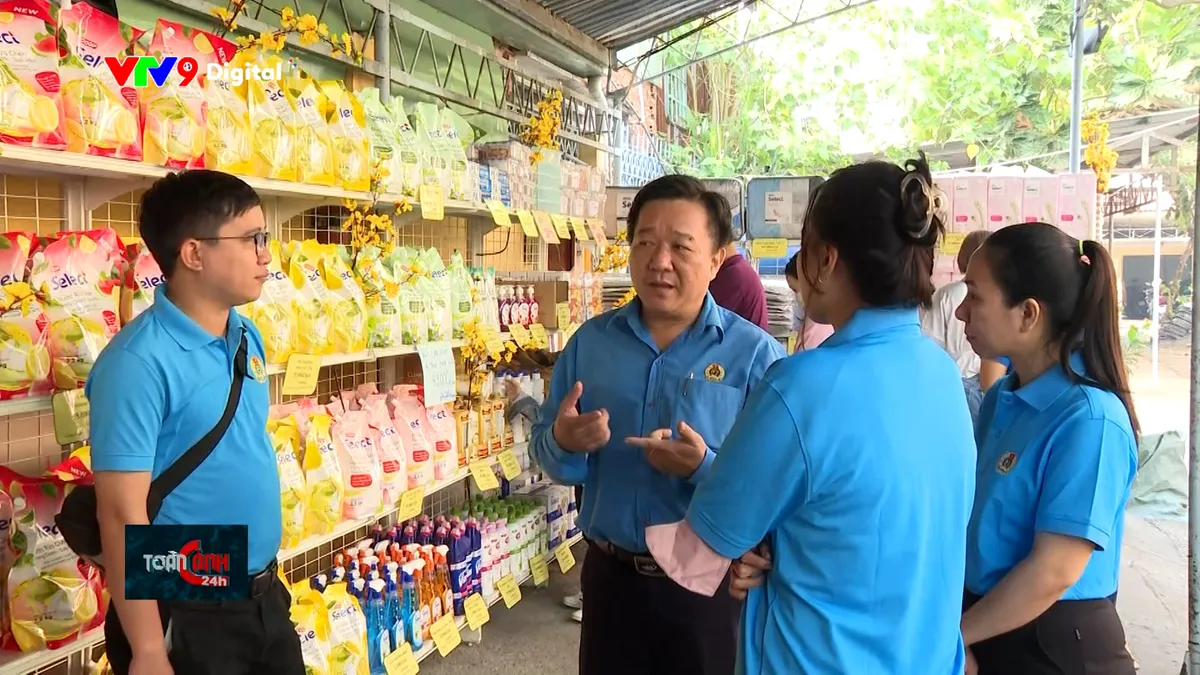 đa dạng hàng hóa thiết yếu.jpg