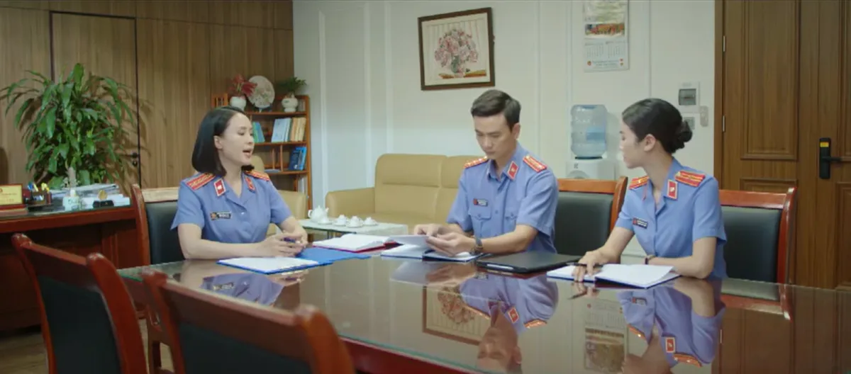 Lằn ranh - Tập 52: Ông Sách tách ra với người tình, Thiệu bị đàn em phản bội - Ảnh 8.