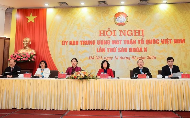 Chủ tọa Hội nghị Ủy ban Trung ương MTTQ Việt Nam lần thứ Sáu khóa X- Ảnh: VGP