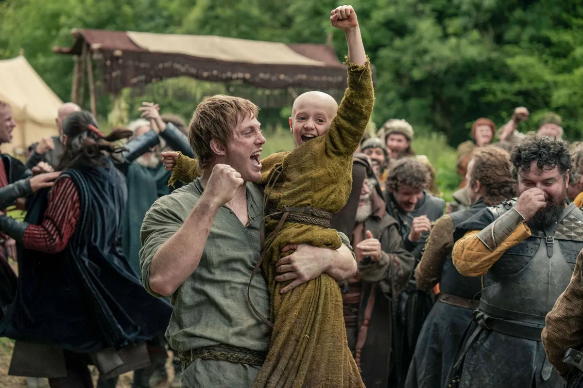 Tiền truyện mới của Game of Thrones: "Nhỏ m&agrave; c&oacute; v&otilde;"- Ảnh 2.