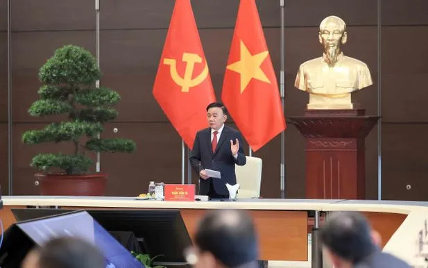 Thường trực Ban Bí thư Trần Cẩm Tú phát biểu chỉ đạo tại buổi tổng duyệt. (Ảnh: An Đăng/TTXVN)