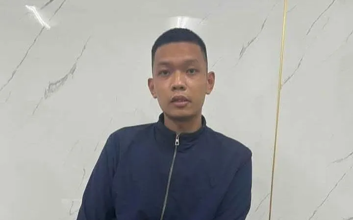 Đối tượng Kiều Ngọc Anh tại cơ quan Công an. (ảnh: Công an cung cấp)