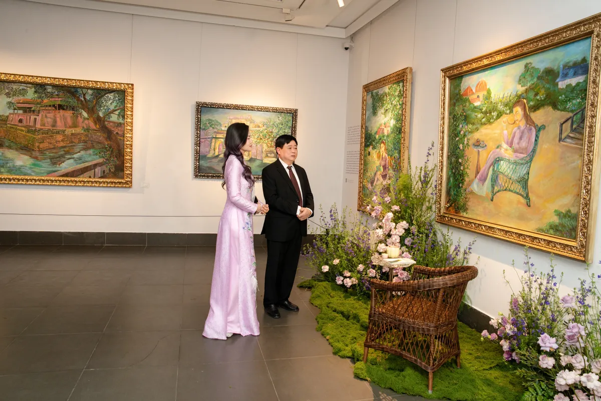 'Mộng giữa chiều hoa' - Triển l&atilde;m hội hoạ kể chuyện di sản Việt bằng cảm x&uacute;c- Ảnh 6.