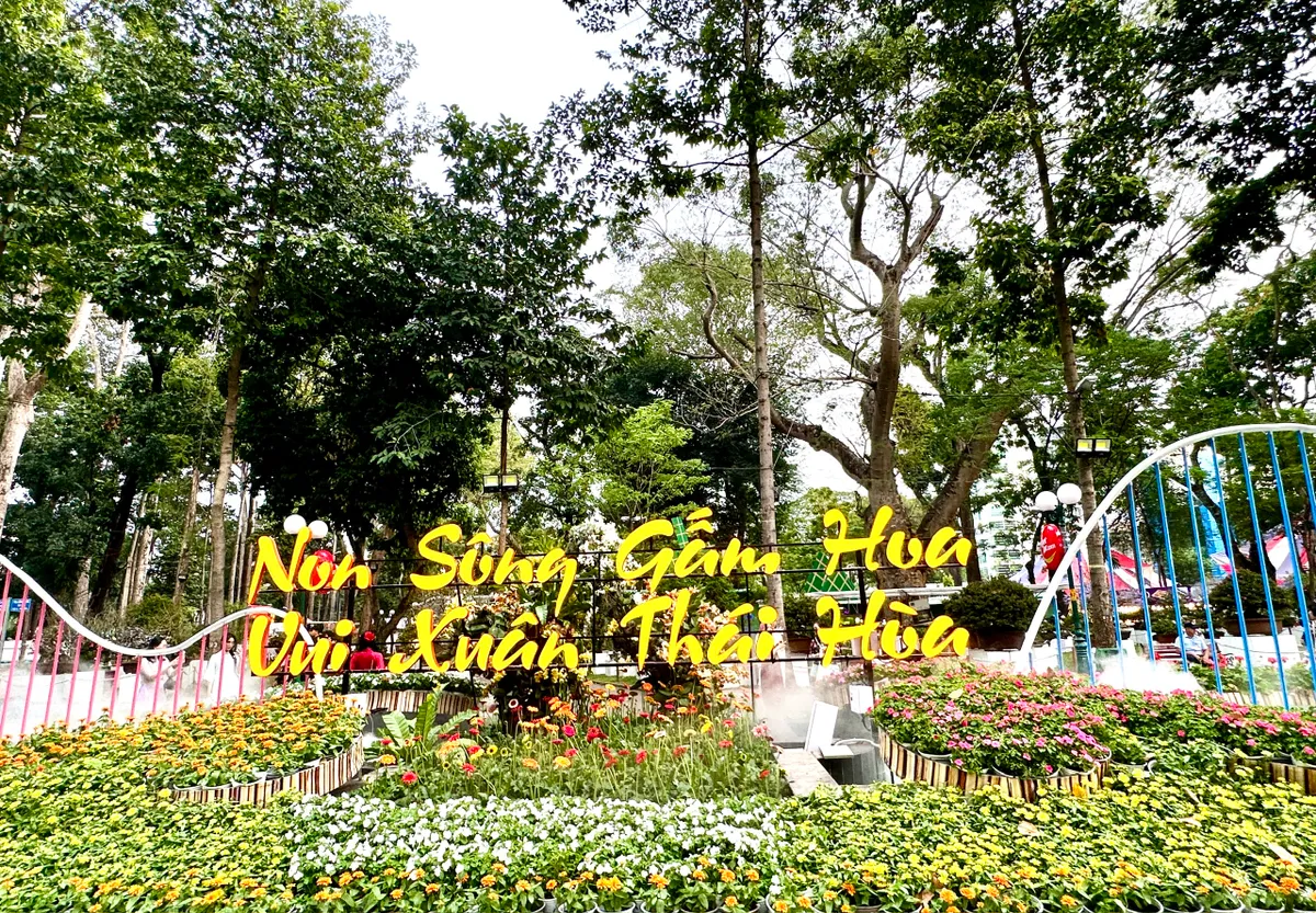 TP Hồ Ch&iacute; Minh tổ chức chuỗi sự kiện Mừng Đảng - Mừng Xu&acirc;n - Ảnh 2.