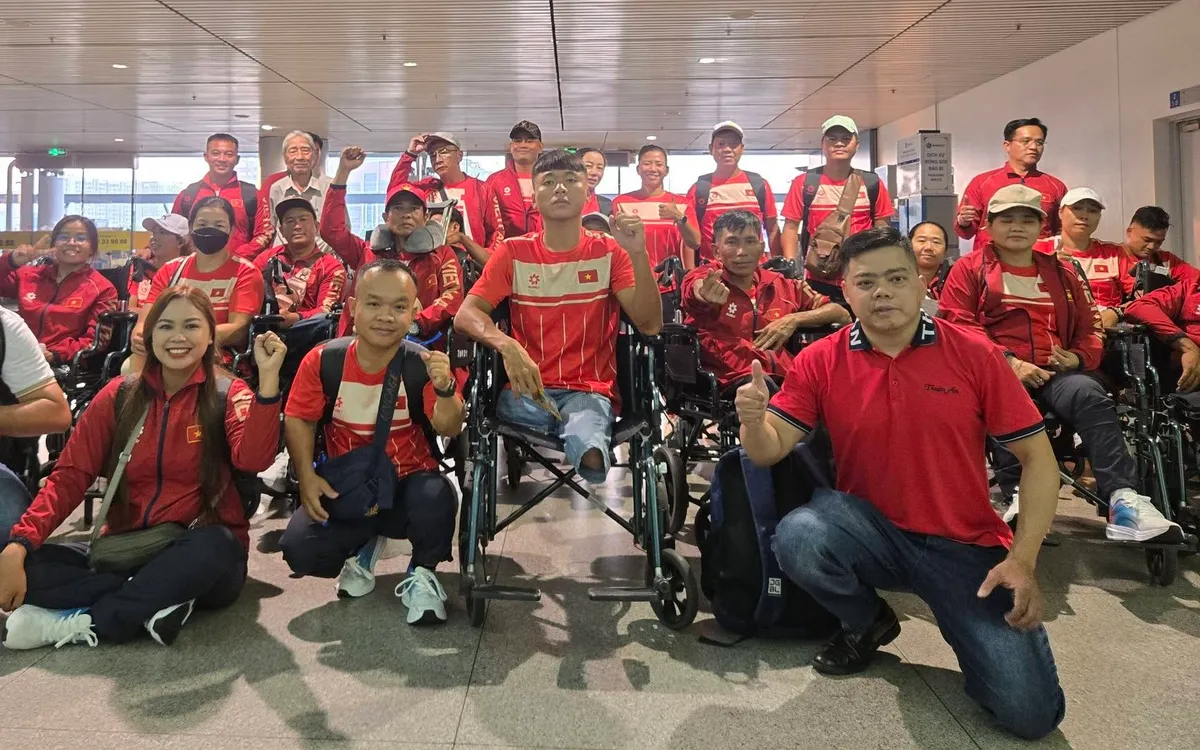 Đoàn thể thao người khuyết tật Việt Nam lên đường tham dự ASEAN Para Games 13