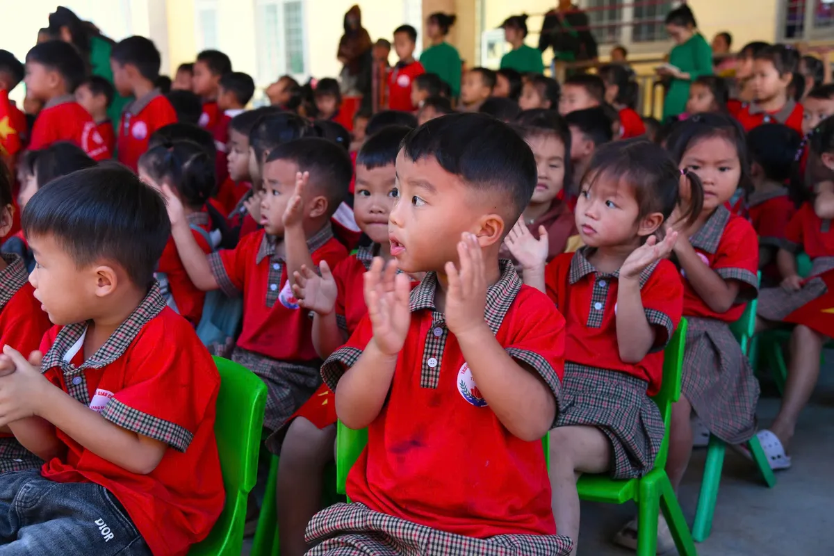 Kh&aacute;nh th&agrave;nh Trường Mẫu gi&aacute;o Cư Drăm, gieo mầm tri thức nơi căn cứ c&aacute;ch mạng - Ảnh 4.