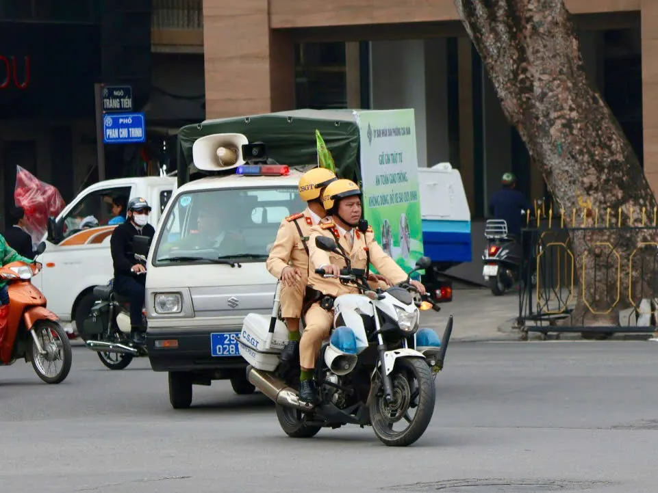H&agrave; Nội: Hiệu quả từ m&ocirc; h&igrave;nh tuyến đường &ldquo;Ba nhất&rdquo; phục vụ Đại hội Đảng XIV - Ảnh 3.