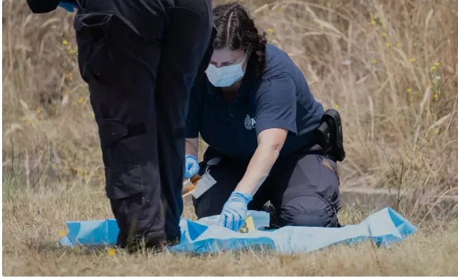 Australia phát hiện nhiều bom ống tại thủ đô Canberra- Ảnh 1. Australia phát hiện nhiều bom ống tại thủ đô Canberra- Ảnh 1.