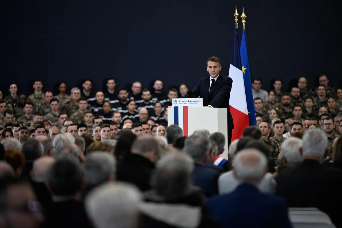 Ph&aacute;p đầu tư tăng tốc qu&aacute; tr&igrave;nh t&aacute;i vũ trang - Ảnh 1.