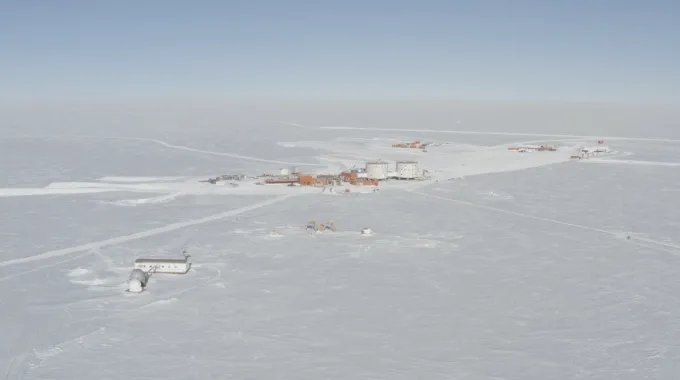 Kh&aacute;nh th&agrave;nh kho lưu trữ l&otilde;i băng n&uacute;i to&agrave;n cầu đầu ti&ecirc;n để bảo tồn lịch sử kh&iacute; hậu Tr&aacute;i Đất- Ảnh 1.