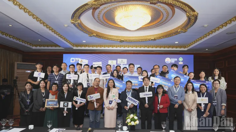 Đổi mới s&aacute;ng tạo mở x&atilde; hội, lấy cộng đồng v&agrave; hệ sinh th&aacute;i l&agrave;m trung t&acirc;m- Ảnh 2.