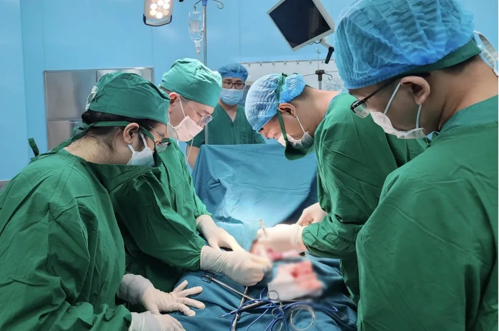 Người dân Côn Đảo không còn nỗi lo “vượt biển” khi con ốm nặng- Ảnh 1. Người dân Côn Đảo không còn nỗi lo “vượt biển” khi con ốm nặng- Ảnh 1.