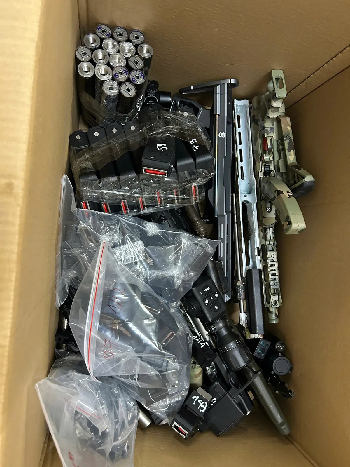 Triệt ph&aacute; đường d&acirc;y mua b&aacute;n, t&agrave;ng trữ vũ kh&iacute; qu&acirc;n dụng với số lượng lớn- Ảnh 2.