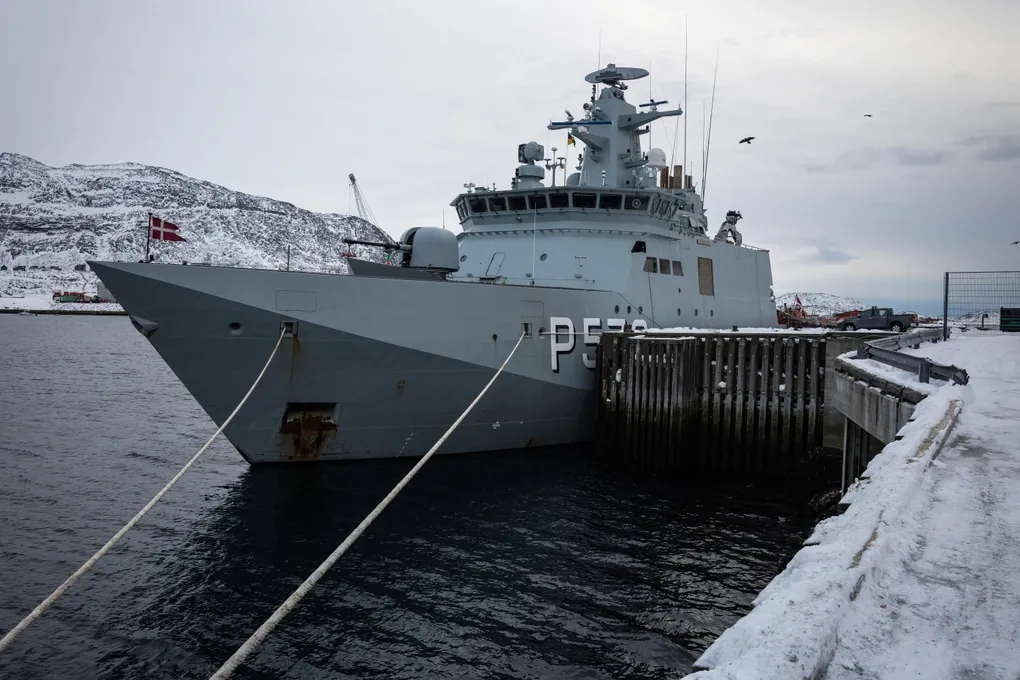 Đan Mạch mời Mỹ tham gia tập trận ở Greenland giữa l&uacute;c Tổng thống Trump để ngỏ khả năng s&aacute;p nhập- Ảnh 1.