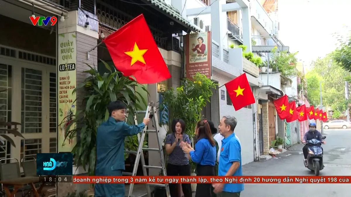 TP. Hồ Chí Minh rực rỡ cờ hoa chào mừng Đại hội Đảng