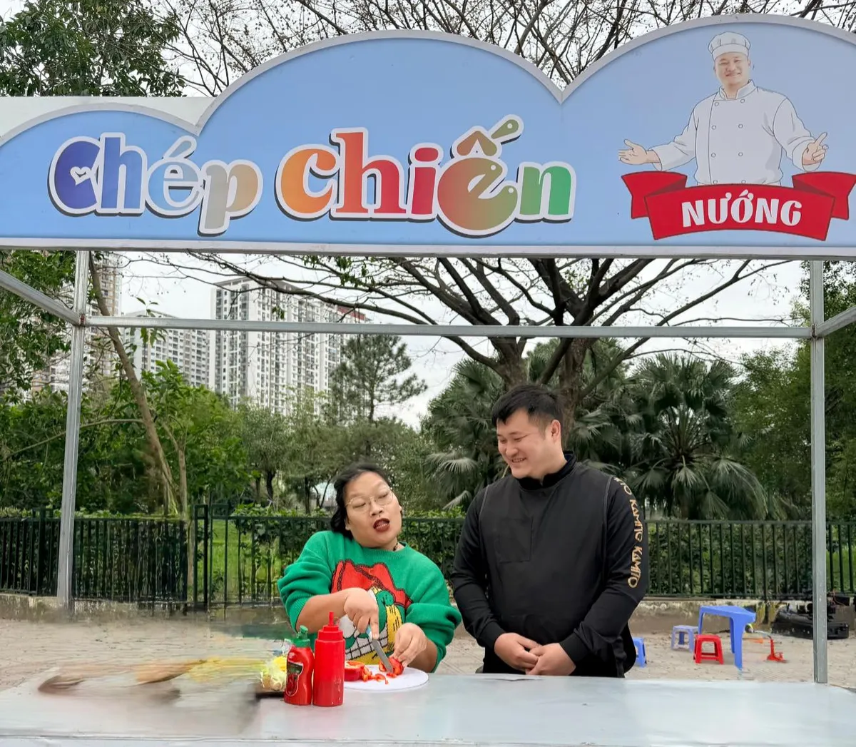 C&aacute;ch em 1 milimet: Dũng Hớn h&eacute; lộ c&aacute;i kết của 'Ch&eacute;p Chiến'- Ảnh 1.