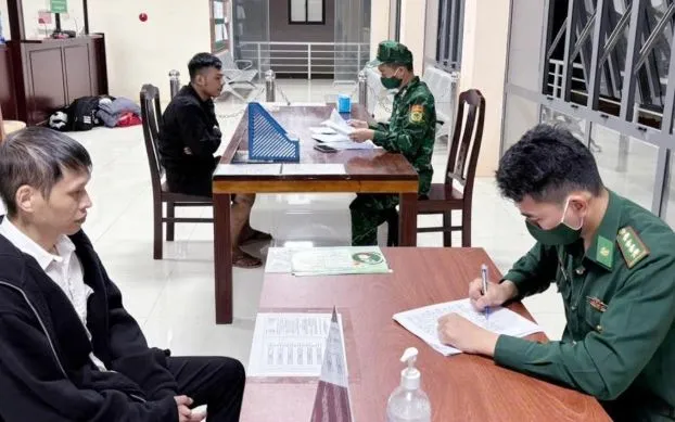 Đồn Biên phòng Cửa khẩu Bu P’Răng tiến hành điều tra, xác minh, phân loại các đối tượng.