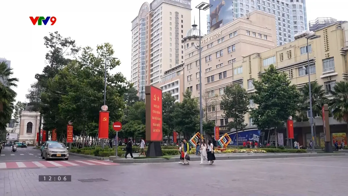 pnhn1801-1 led cũng đặt ở những góc đường.jpg