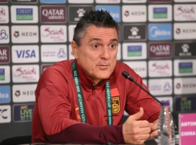 HLV Trung Quốc lo thể lực khi gặp Việt Nam ở b&aacute;n kết U23 ch&acirc;u &Aacute; 2026- Ảnh 1.