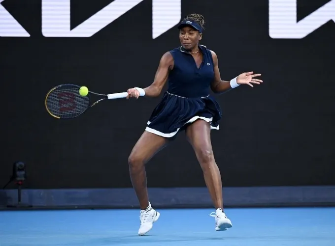 Venus Williams nhận nhiều &yacute; kiến tr&aacute;i chiều sau thất bại ngược ở Australia Mở rộng- Ảnh 1.