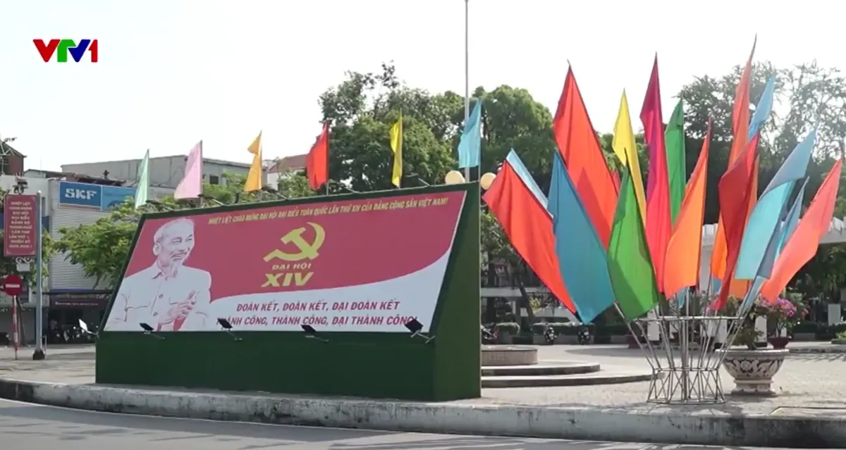 C&aacute;c địa phương rực rỡ cờ, hoa ch&agrave;o mừng Đại hội XIV của Đảng- Ảnh 2.