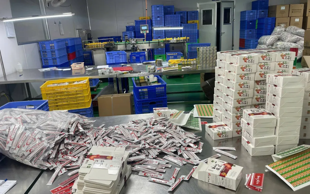 Hàng trăm tấn thực phẩm chức năng giả được các đối tượng tiêu thụ trên cả nước