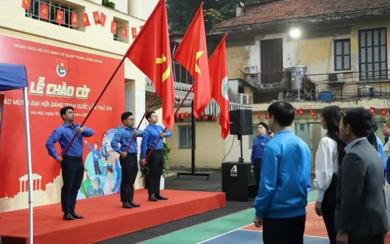 Lễ chào cờ ngày 19/1 của Đoàn Thanh niên là điểm nhấn trong đợt cao điểm tuyên truyền, chào mừng Đại hội XIV của Đảng. 

