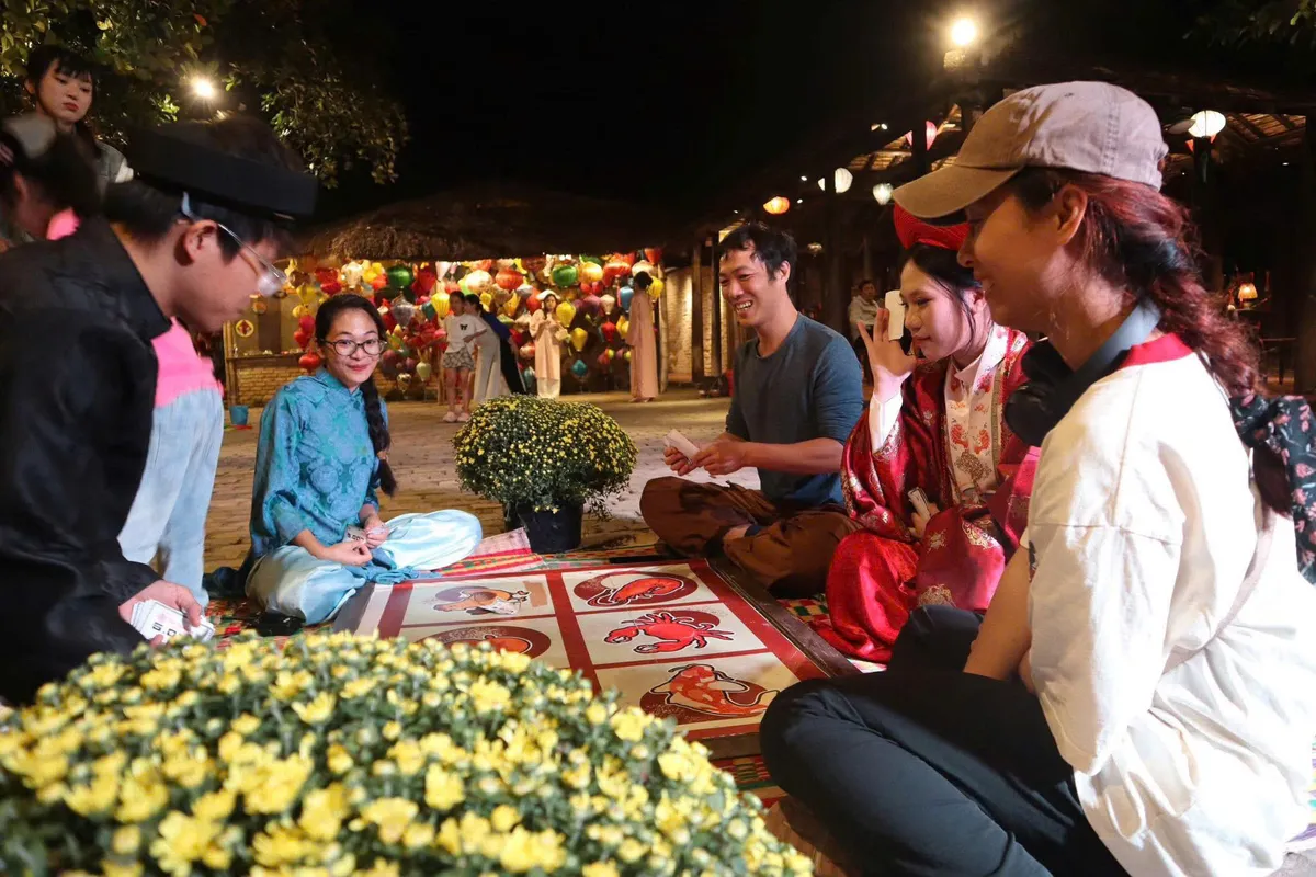 Kh&aacute;nh H&ograve;a: Khai mạc Lễ hội Tết Xưa 2026 - Ảnh 4.