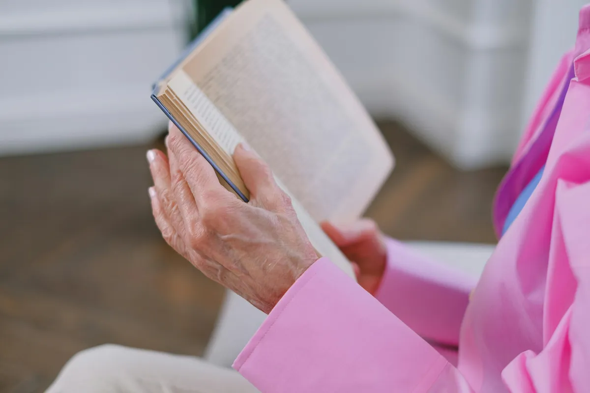 Mối li&ecirc;n hệ giữa đọc s&aacute;ch v&agrave; tuổi thọ- Ảnh 2.