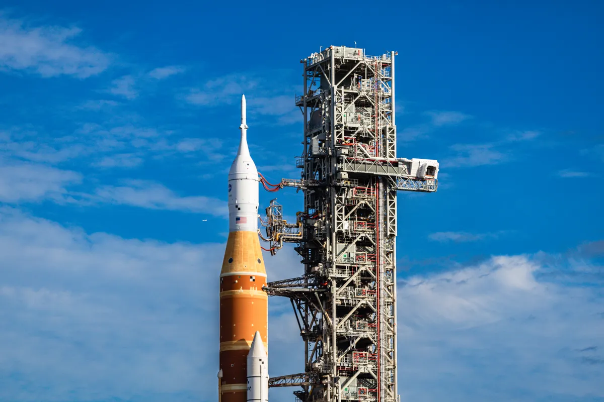 NASA sẵn s&agrave;ng đưa con người trở lại Mặt Trăng - Ảnh 1.