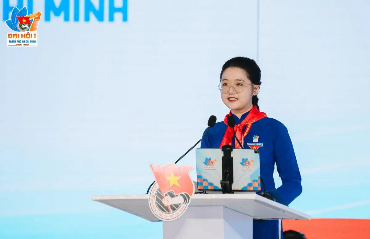 Tuổi trẻ TP Hồ Ch&iacute; Minh gửi gắm kỳ vọng v&agrave;o giai đoạn ph&aacute;t triển mới của đất nước- Ảnh 2.