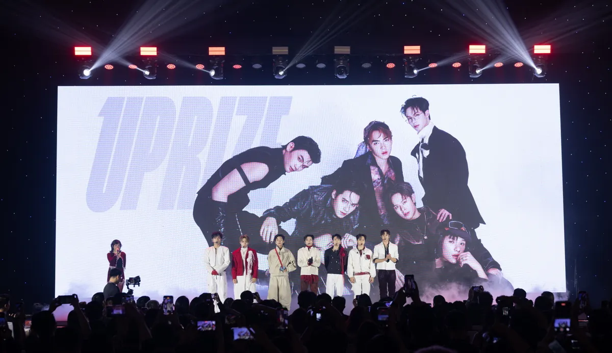 Lộ tr&igrave;nh "khủng" cho nh&oacute;m nhạc nam bước ra từ T&acirc;n binh to&agrave;n năng - Ảnh 2.