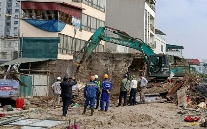 Giải phóng mặt đường Dự án đường Vành đai 2,5.