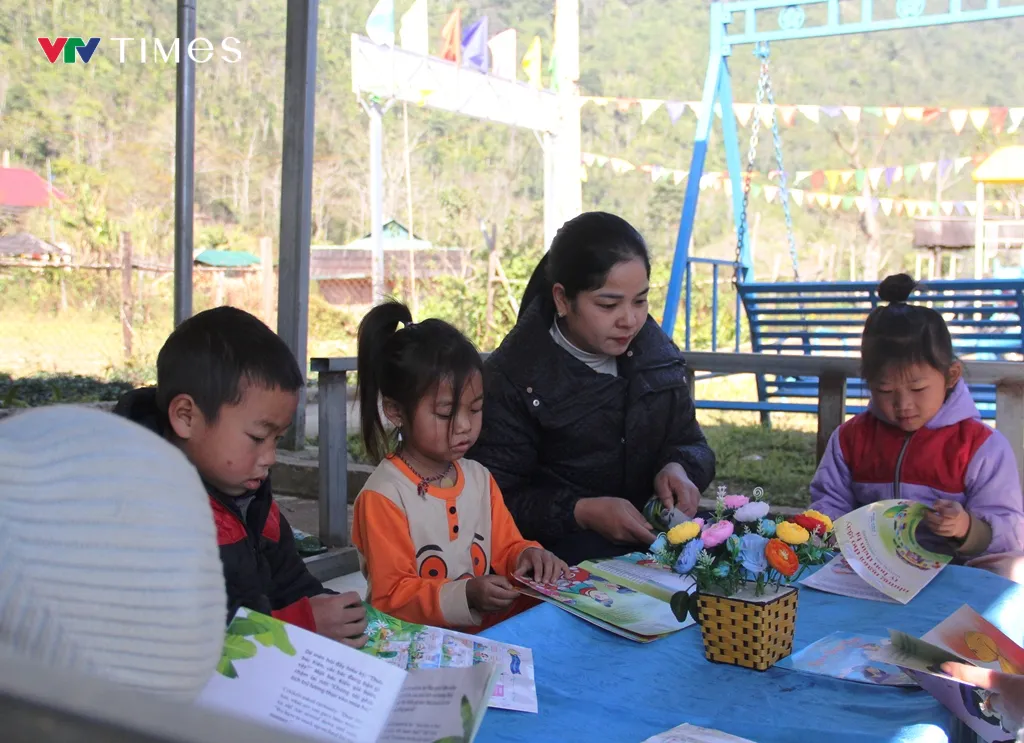 &lsquo;Trồng người&rsquo; tr&ecirc;n đỉnh Huồi Măn- Ảnh 1.