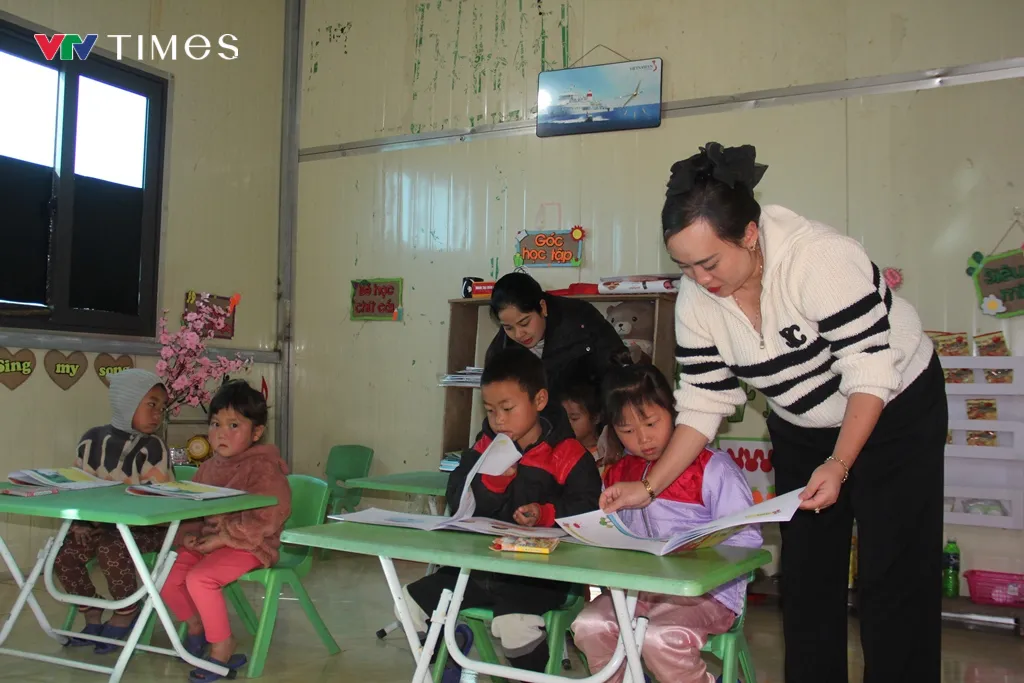 &lsquo;Trồng người&rsquo; tr&ecirc;n đỉnh Huồi Măn- Ảnh 4.