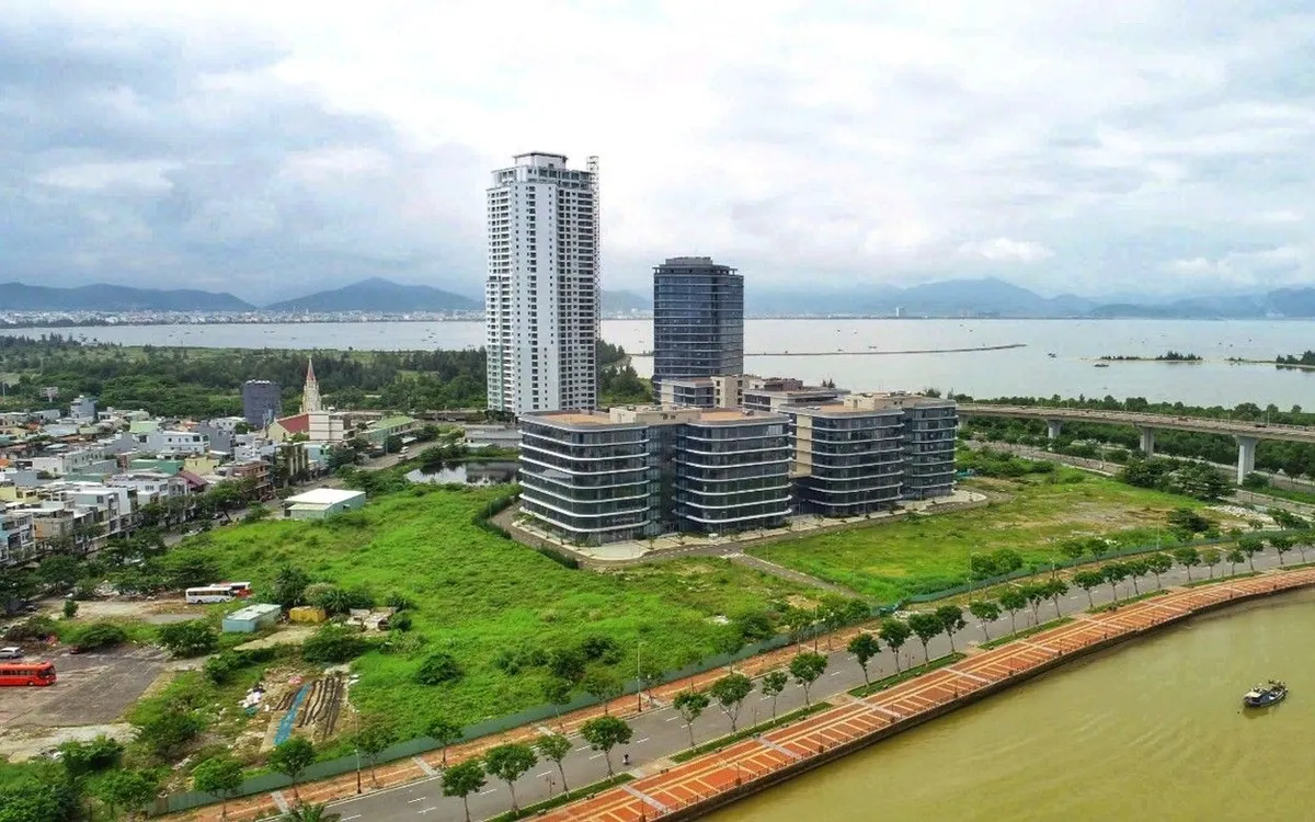 Đ&agrave; Nẵng trước ngưỡng ph&aacute;t triển mới: những quyết s&aacute;ch chiến lược hướng tới Đại hội XIV của Đảng - Ảnh 3.