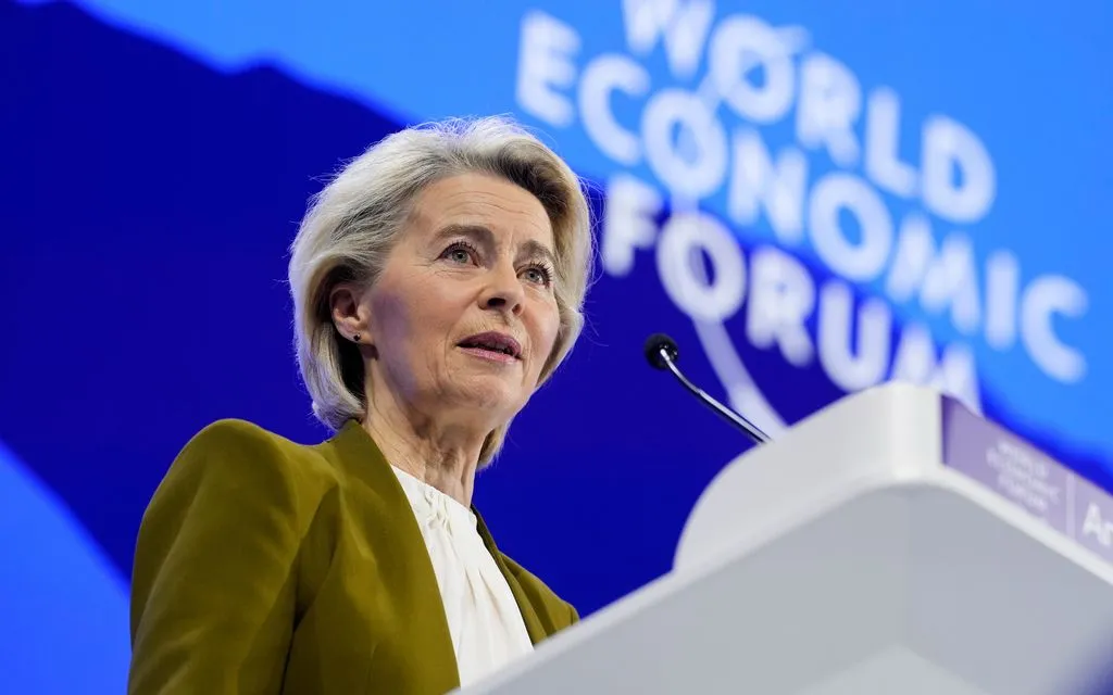 Chủ tịch Ủy ban châu Âu Ursula von der Leyen phát biểu tại Diễn đàn Kinh tế Thế giới ở Davos, Thụy Sĩ, ngày 20/1/2026. (Ảnh: AP/Markus Schreiber)