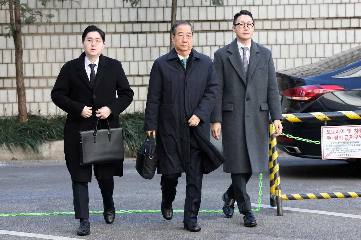 Cựu Thủ tướng H&agrave;n Quốc Han Duck-soo bị kết &aacute;n 23 năm t&ugrave; li&ecirc;n quan đến lệnh thiết qu&acirc;n luật- Ảnh 1.