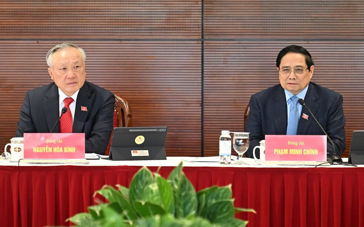 Thủ tướng Chính phủ Phạm Minh Chính chủ trì họp Đoàn đại biểu Đảng bộ Chính phủ.