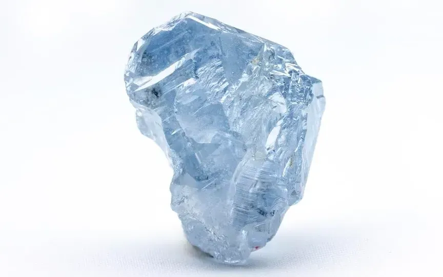 Viên kim cương xanh nặng 41,82 carat được công ty Petra Diamonds khai quật tại mỏ Cullinan ở Nam Phi (Ảnh: Petra Diamonds)