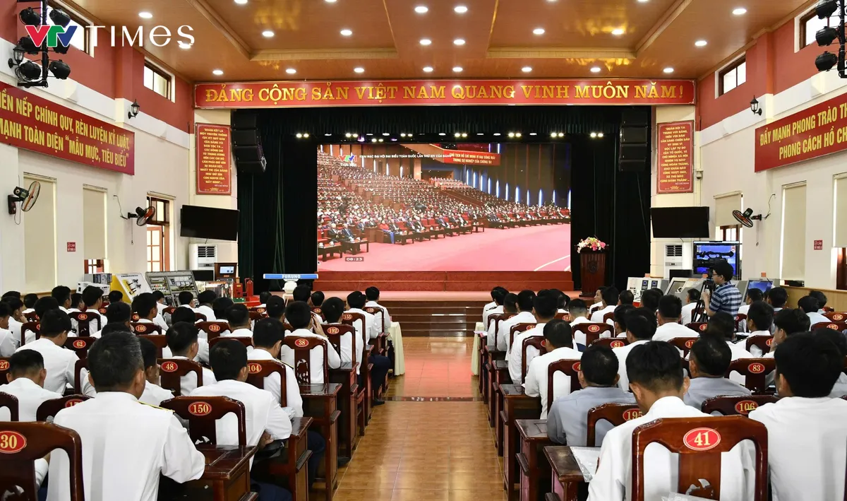 Bộ Tư lệnh V&ugrave;ng Cảnh s&aacute;t biển 2 trọn niềm tin hướng về Đại hội Đảng XIV- Ảnh 1.