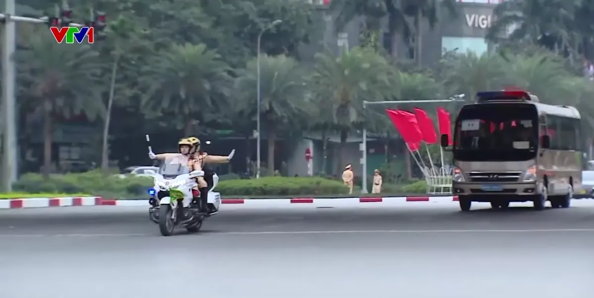 Bảo đảm giao th&ocirc;ng th&ocirc;ng suốt dịp Đại hội Đảng - Ảnh 2.