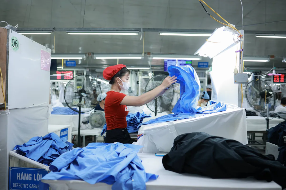 Thưởng Tết 2026: Bức tranh ph&acirc;n h&oacute;a giữa c&aacute;c ng&agrave;nh, c&aacute;c địa phương  - Ảnh 2.