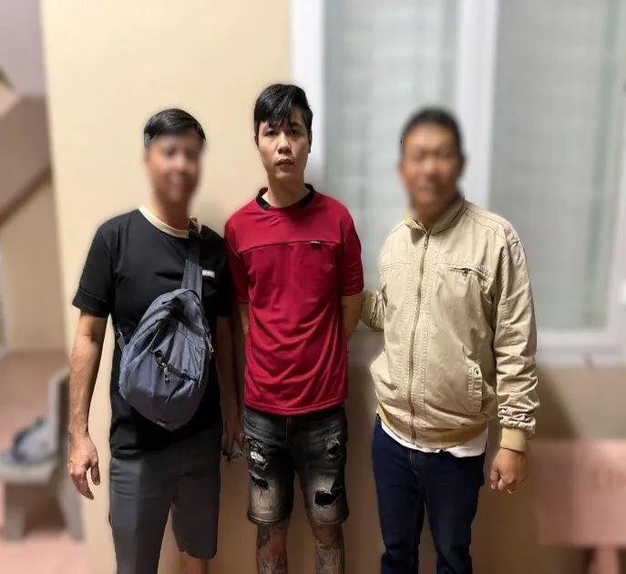 Đối tượng hiếp d&acirc;m người chưa đủ 16 tuổi sa lưới sau hơn 4 th&aacute;ng lẩn trốn- Ảnh 1.