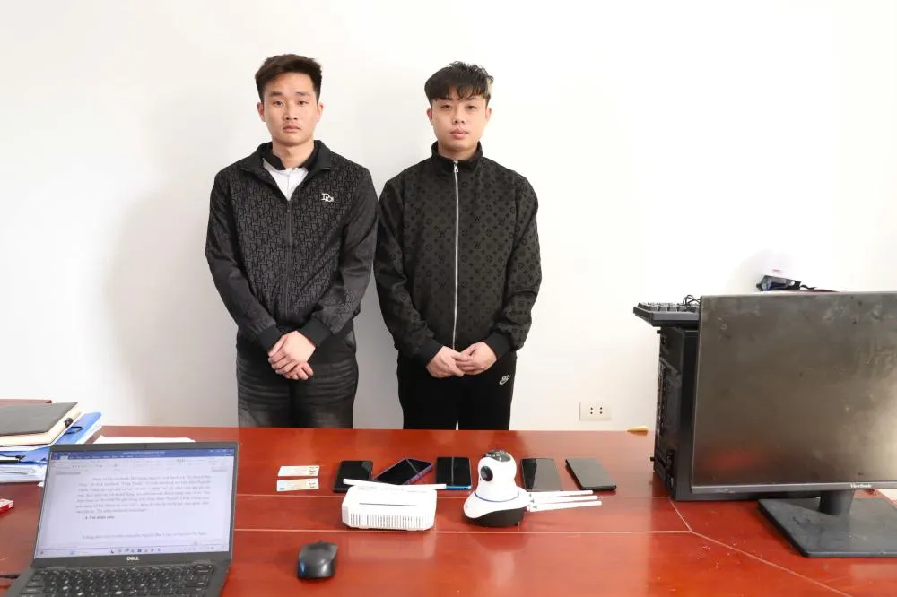 Lừa người d&acirc;n đặt v&eacute; xe Tết qua mạng, chiếm đoạt hơn 200 triệu đồng- Ảnh 1.