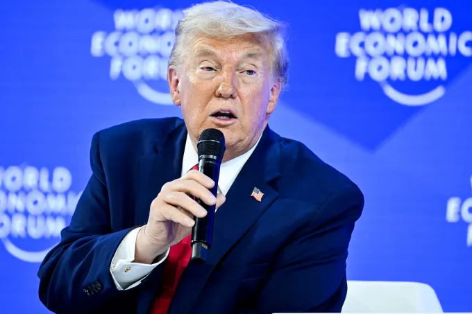 Mỹ ho&atilde;n &aacute;p thuế với ch&acirc;u &Acirc;u sau thỏa thuận khung li&ecirc;n quan đến Greenland- Ảnh 1.