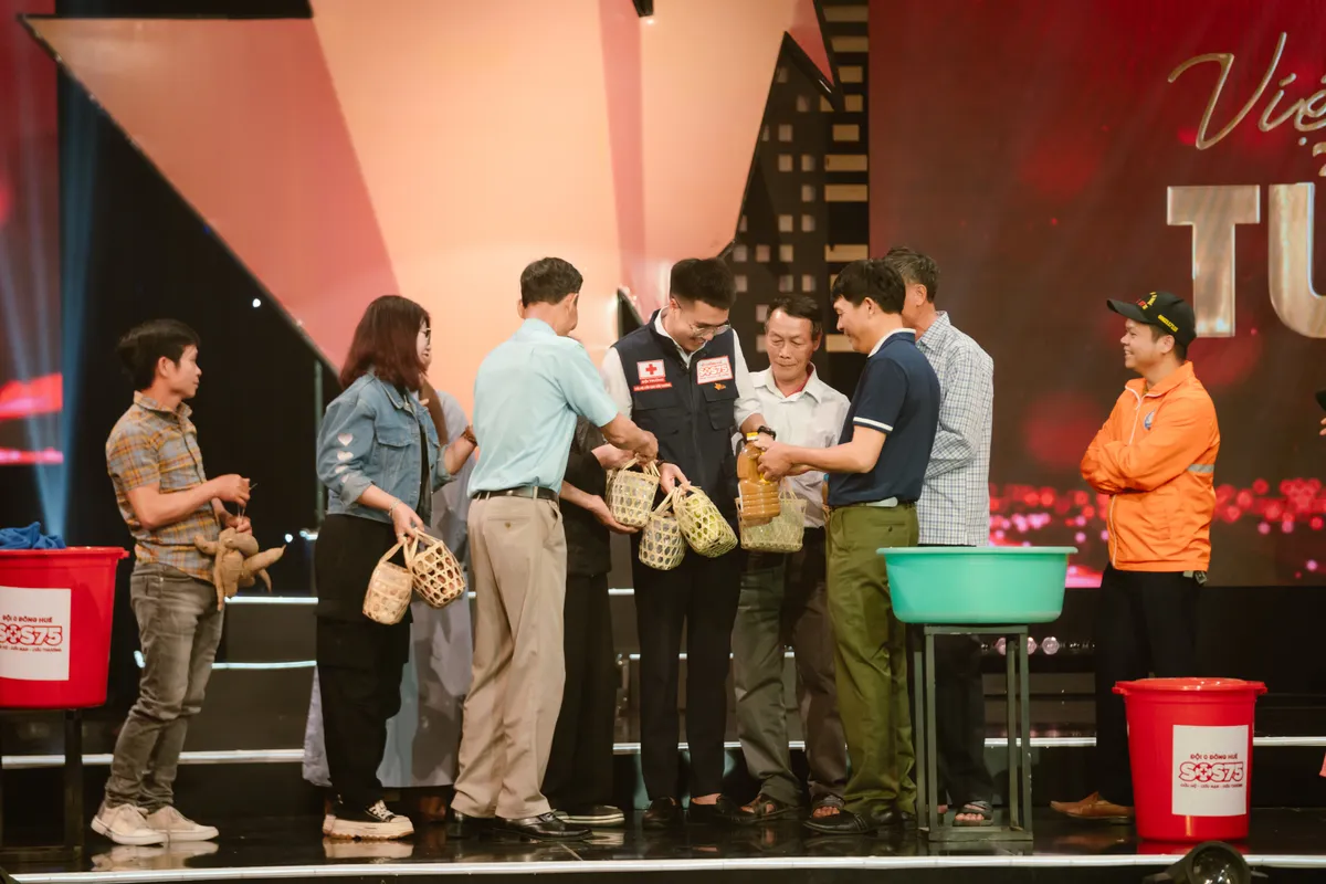 Việc tử tế ghi h&igrave;nh gala đặc biệt Tết B&iacute;nh ngọ- Ảnh 2.