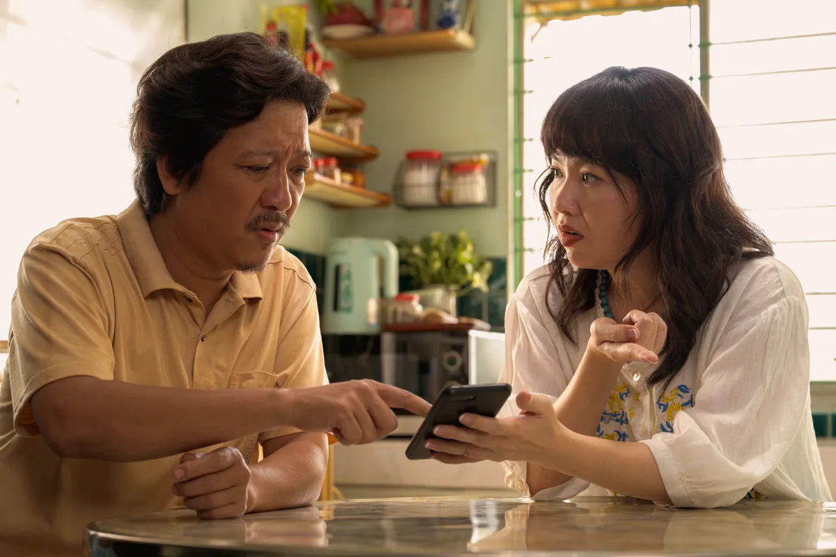 Trường Giang lần đầu kết hợp Anh Tú ATUS trong phim “Nhà ba tôi một phòng”- Ảnh 4. Trường Giang lần đầu kết hợp Anh Tú ATUS trong phim “Nhà ba tôi một phòng”- Ảnh 4.